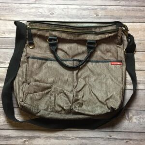 SKIP HOP BROWN CHEVRON CHIC DIAPER PURSE BAG
